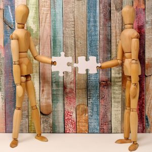 ESTRATEGIAS DE CONVIVENCIA ESCOLAR PARA ABORDAR CONFLICTOS EDUCACIONALES